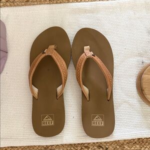 Reef Women's Cora Flip Flop Natural - Medium